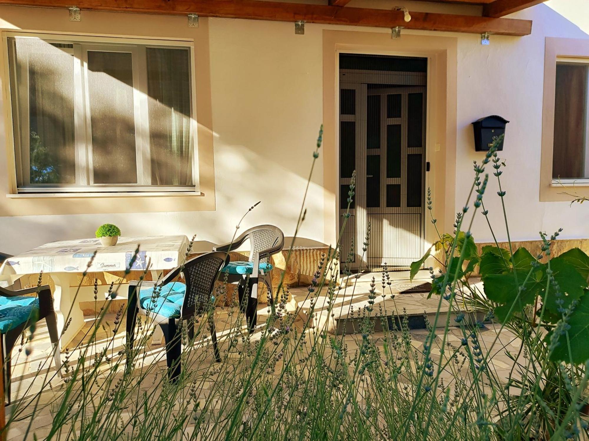 Apartman Daniel With Free Parking Mundanije エクステリア 写真