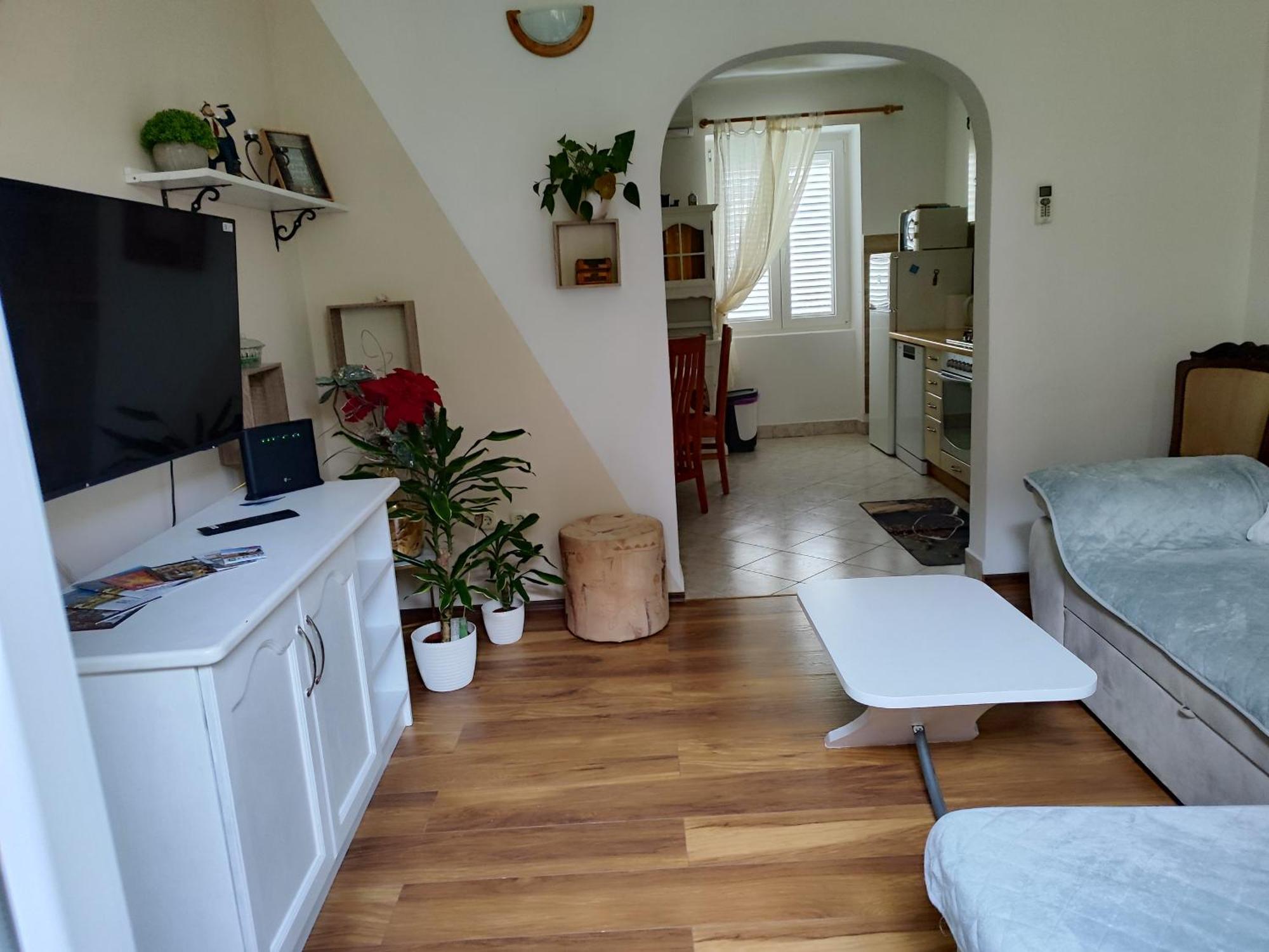 Apartman Daniel With Free Parking Mundanije エクステリア 写真